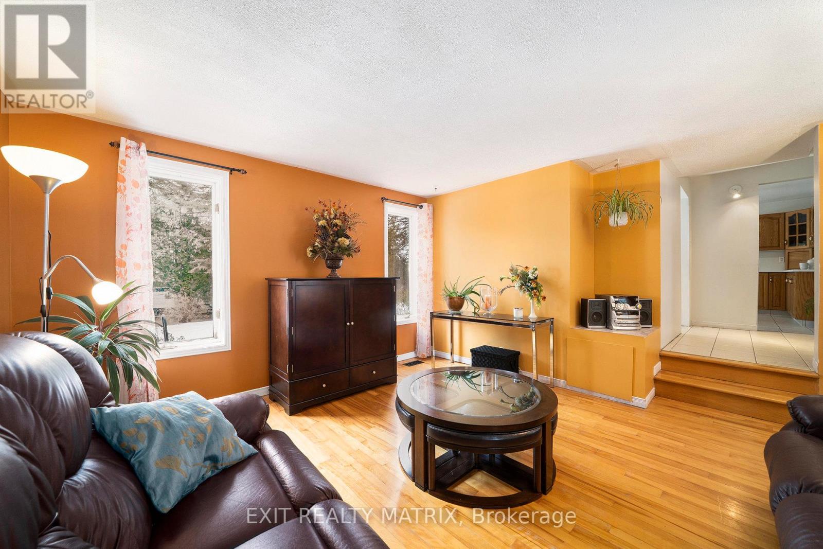 21 LINDA STREET - 8