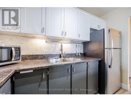 Bathroom - 2604 - 150 Charlton Avenue E, Hamilton, ON L8N3X3 Photo 10