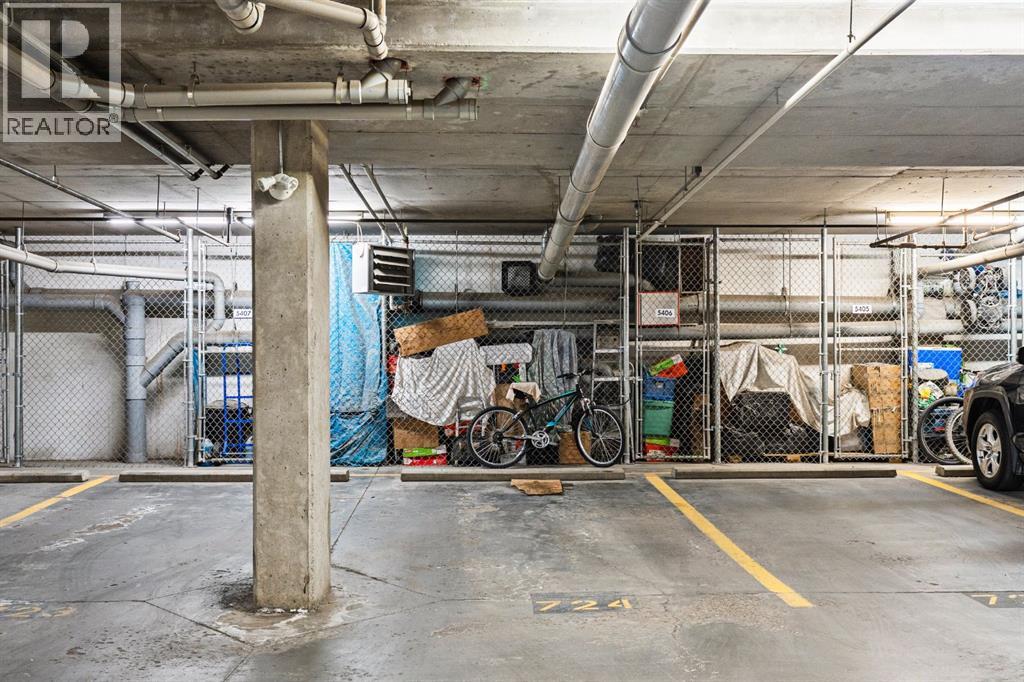 Single Family House for Sale in   Country Village Manor NE Country Hills Village Calgary 