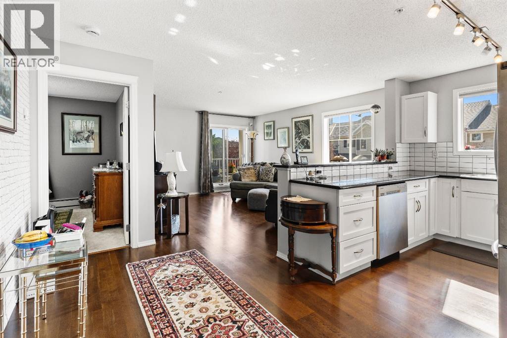 Single Family House for Sale in   Country Village Manor NE Country Hills Village Calgary 