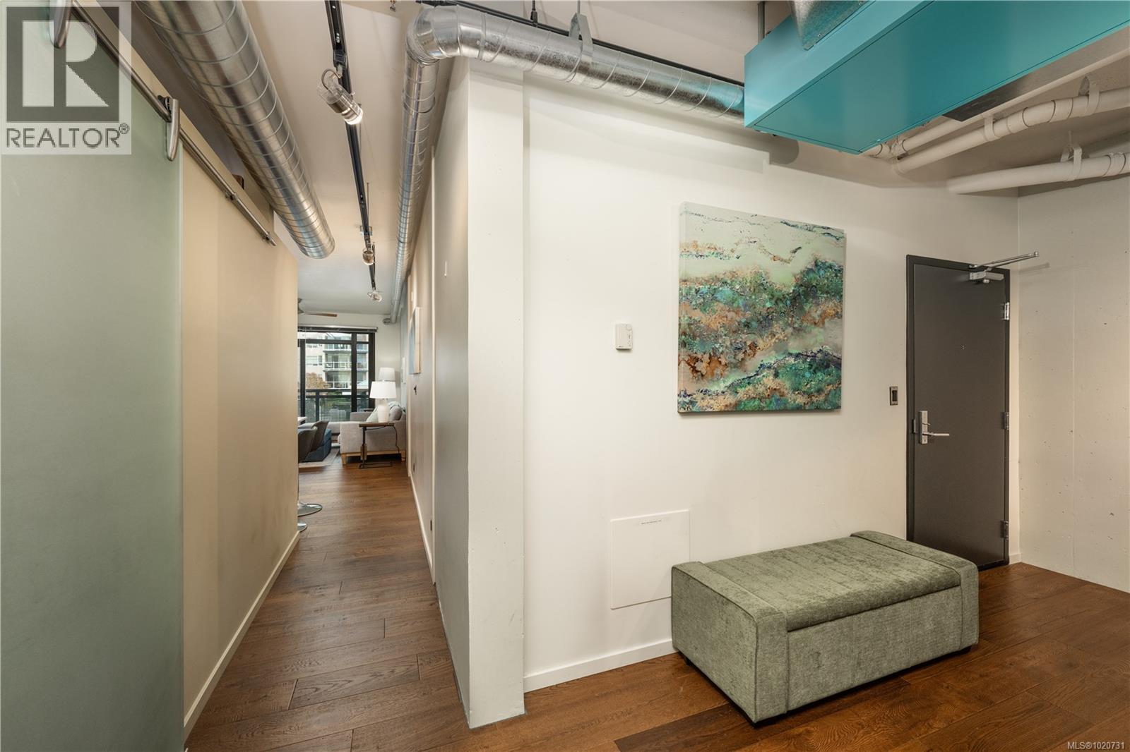 216 1029 View Street, Victoria