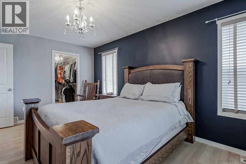 358 River Heights Drive, Cochrane