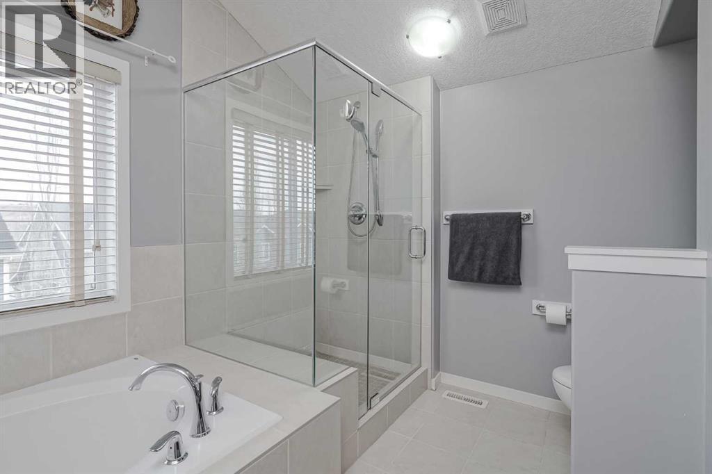 358 River Heights Drive, Cochrane