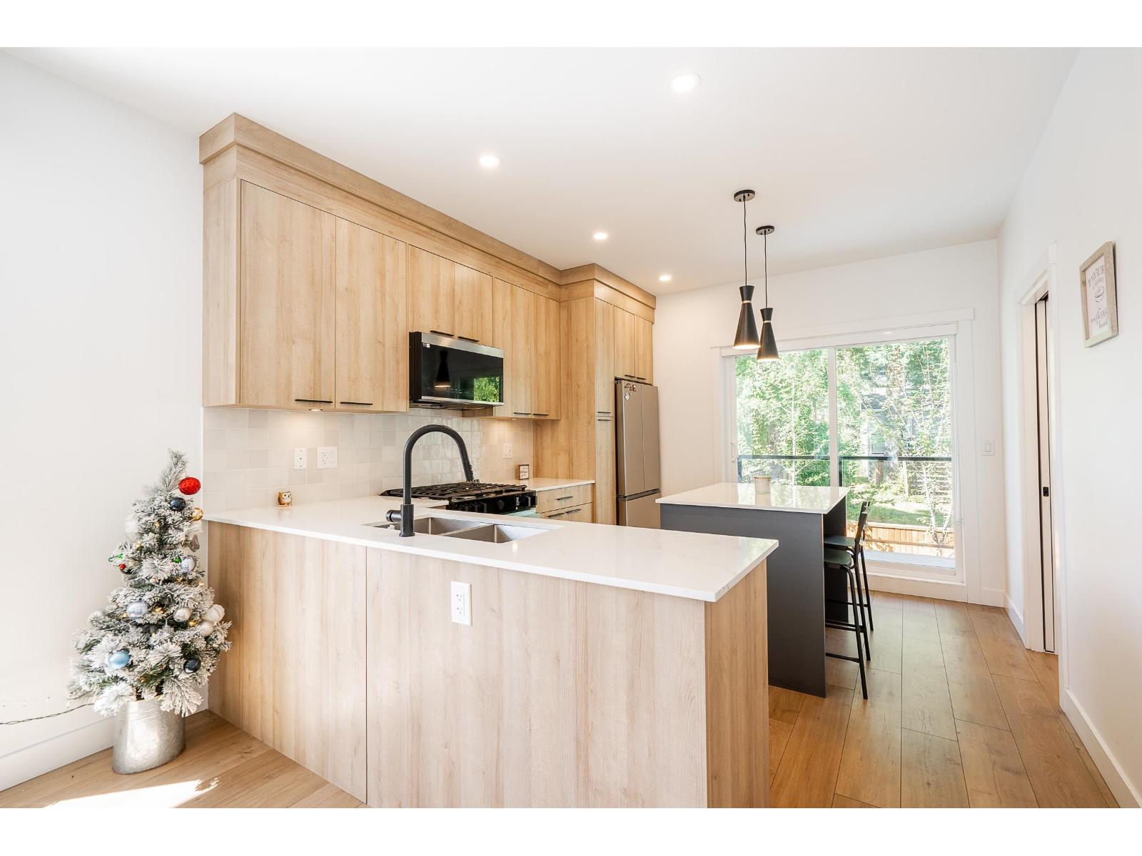 7 10527 155 STREET, Surrey