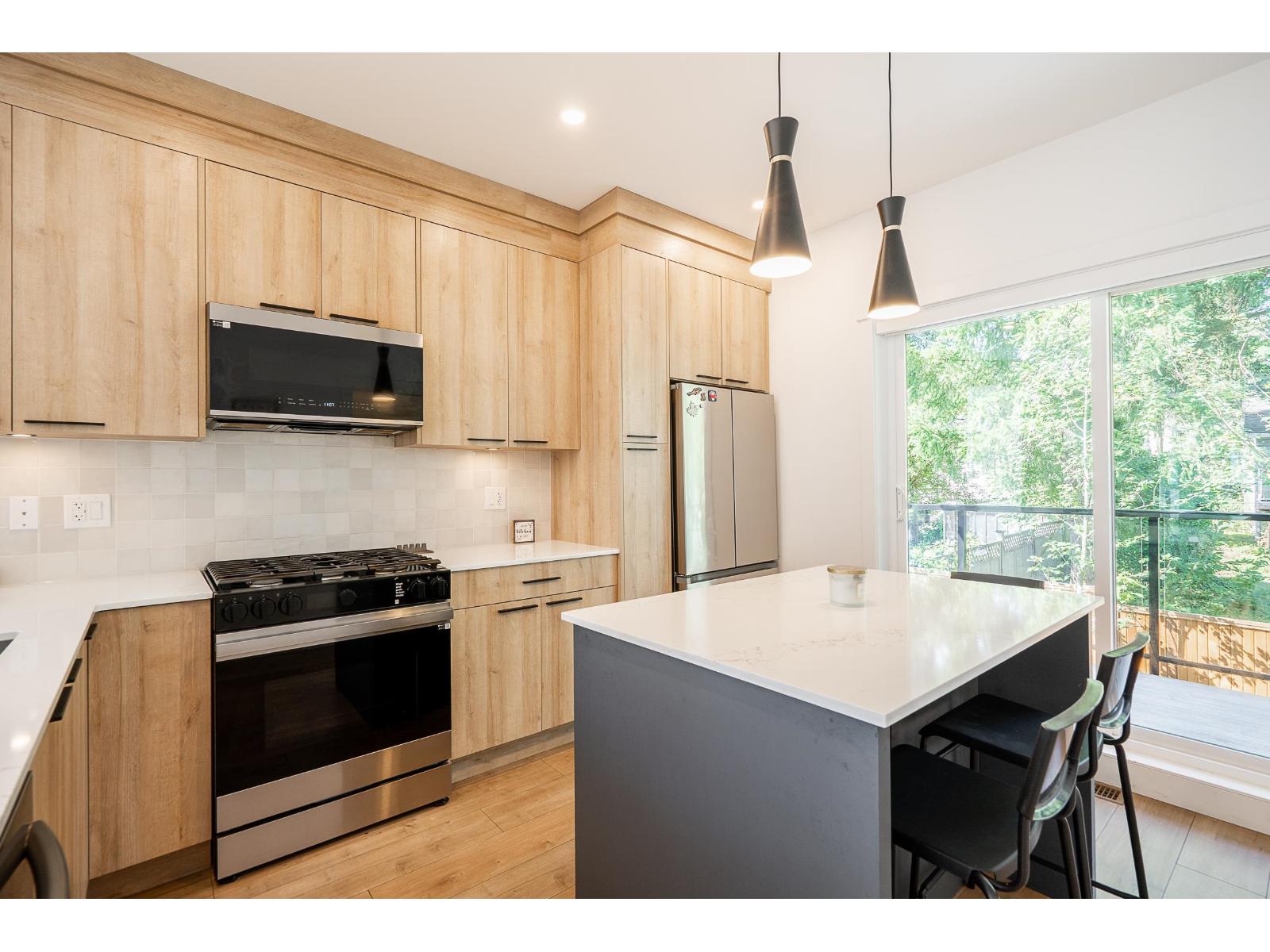 7 10527 155 STREET, Surrey