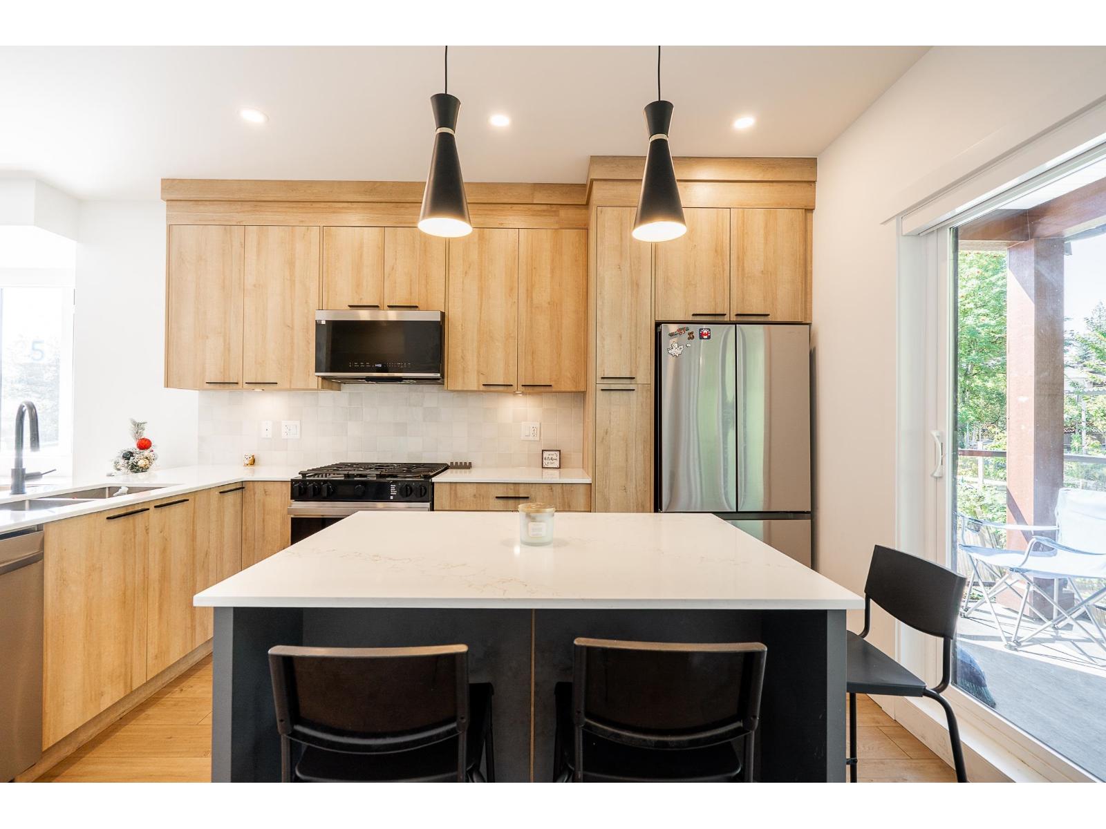 7 10527 155 STREET, Surrey