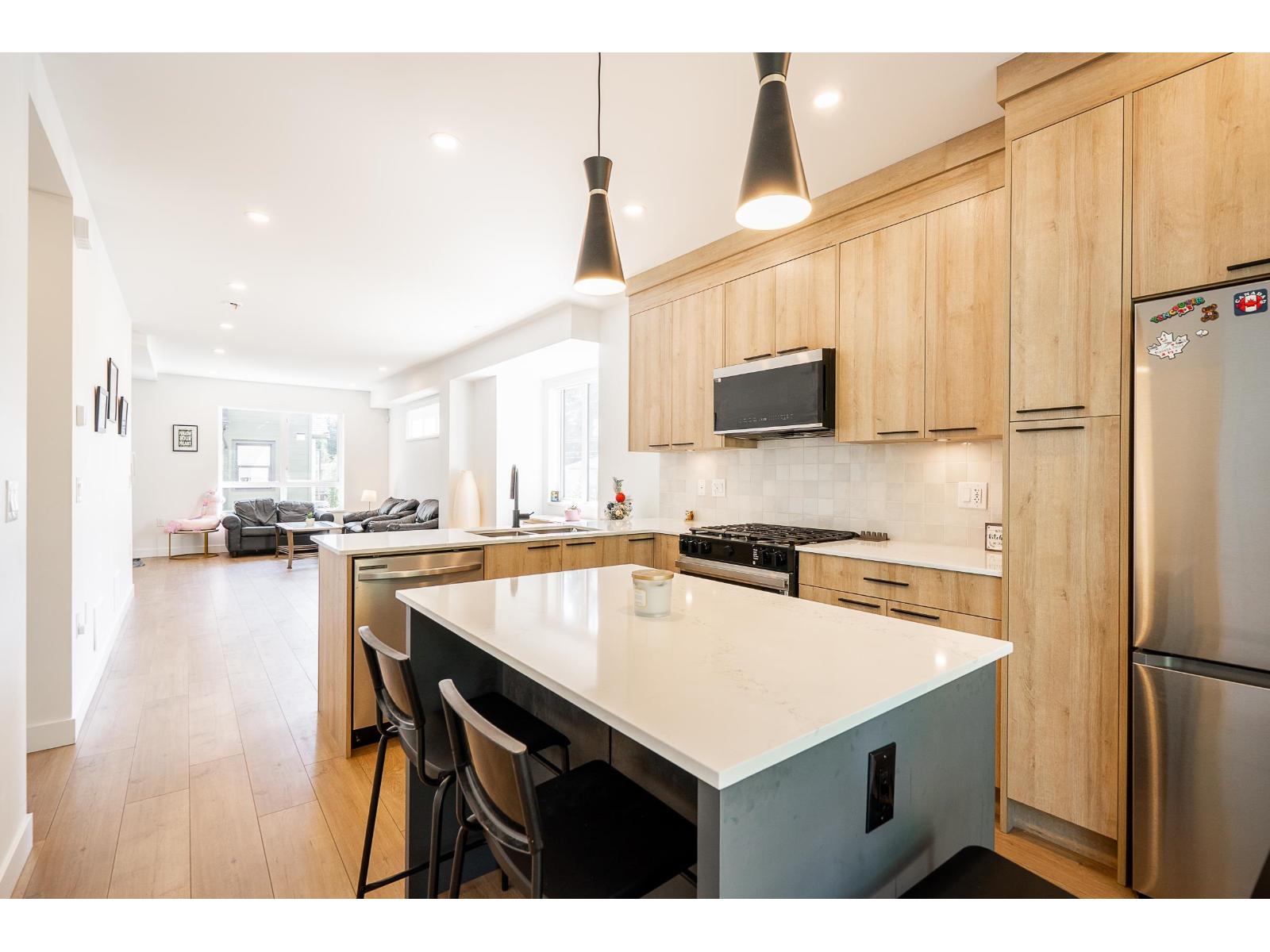 7 10527 155 STREET, Surrey