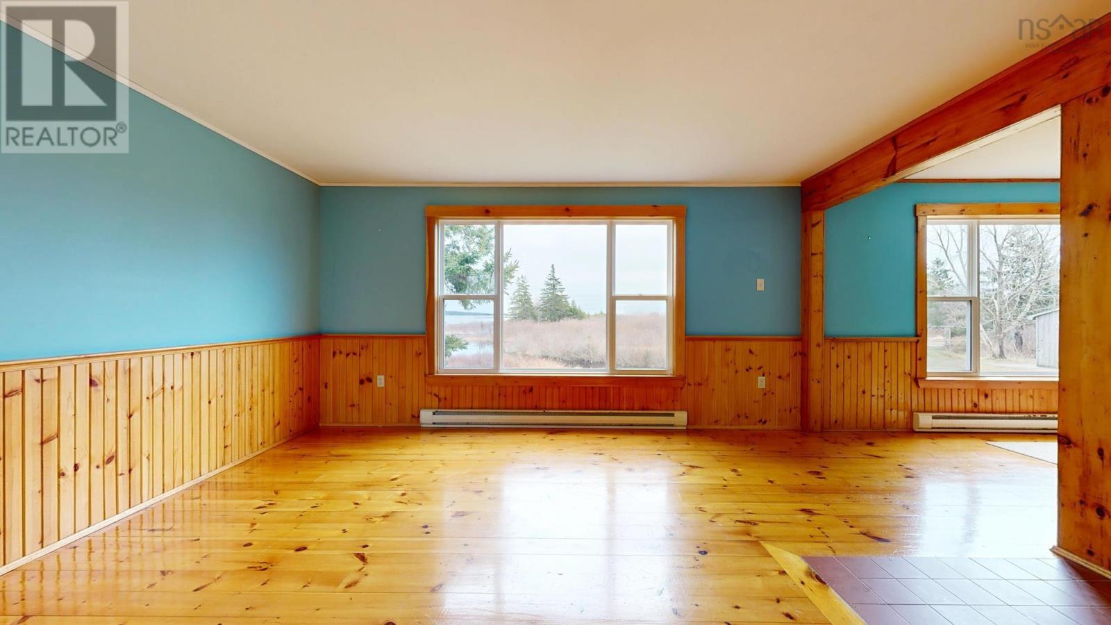 Property 14 of 47 of 1815 West Sable Road