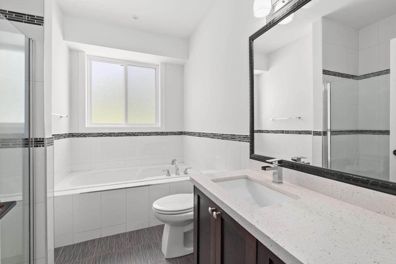 29819 DEWDNEY TRUNK ROAD, Mission