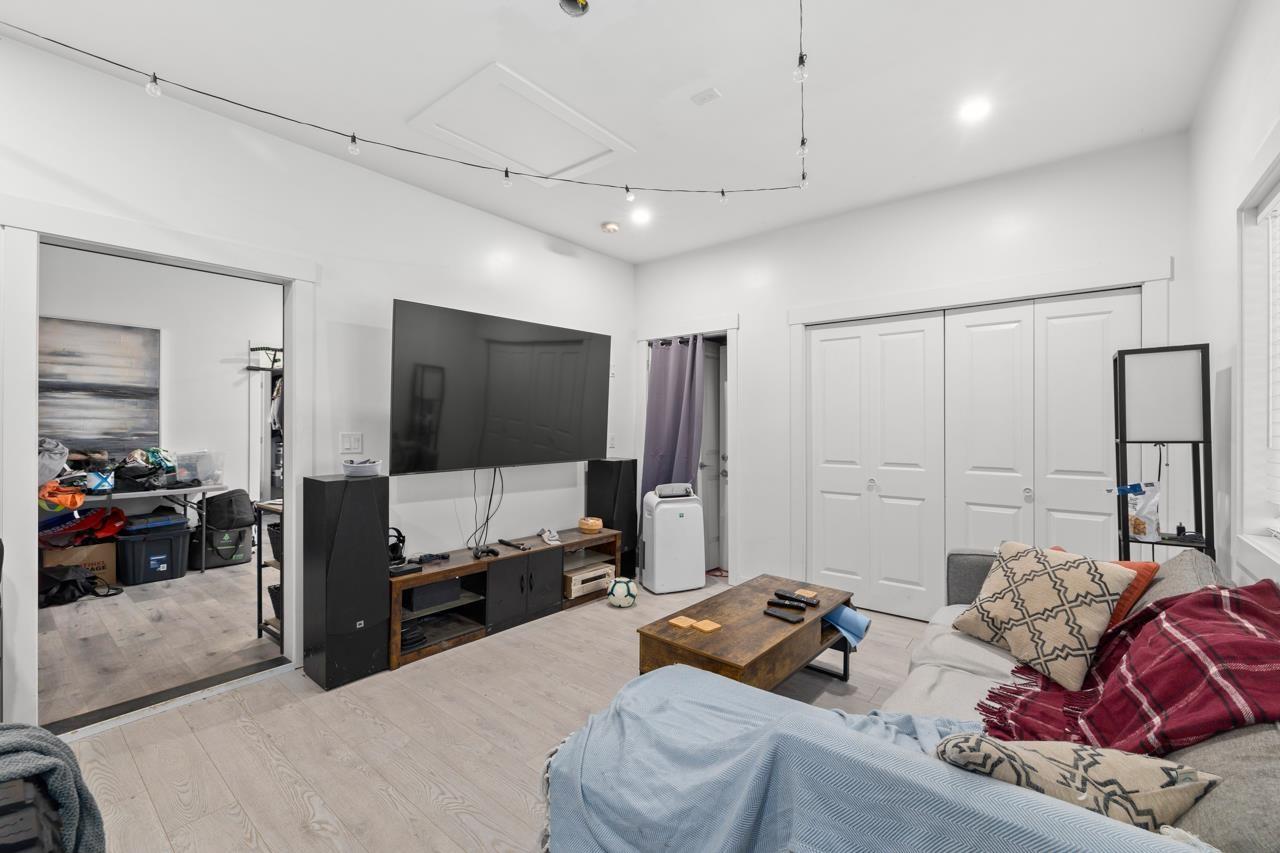 29819 DEWDNEY TRUNK ROAD, Mission