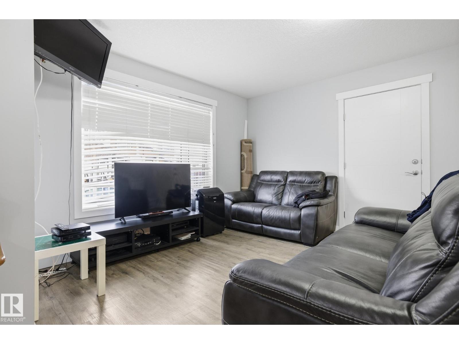 15331 104 AV NW, Edmonton