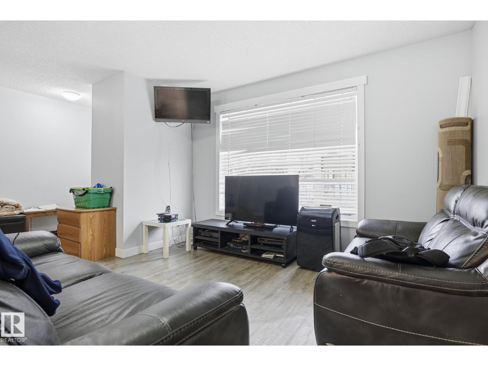 15331 104 AV NW, Edmonton