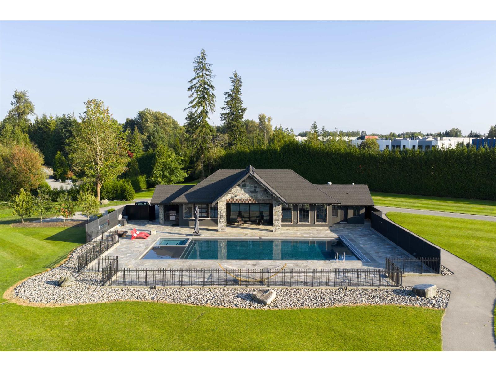 6124 272 STREET, Langley