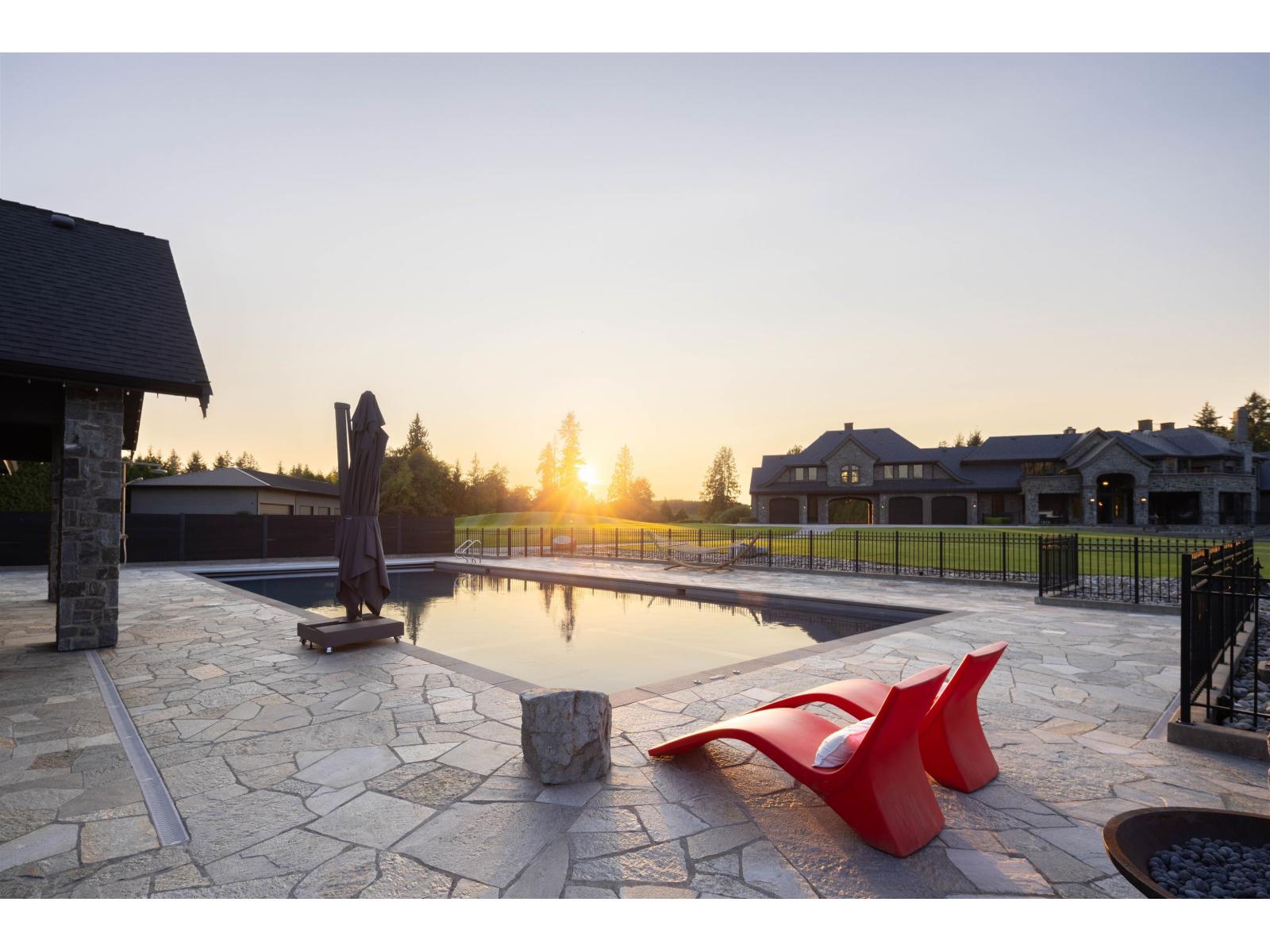 6124 272 STREET, Langley