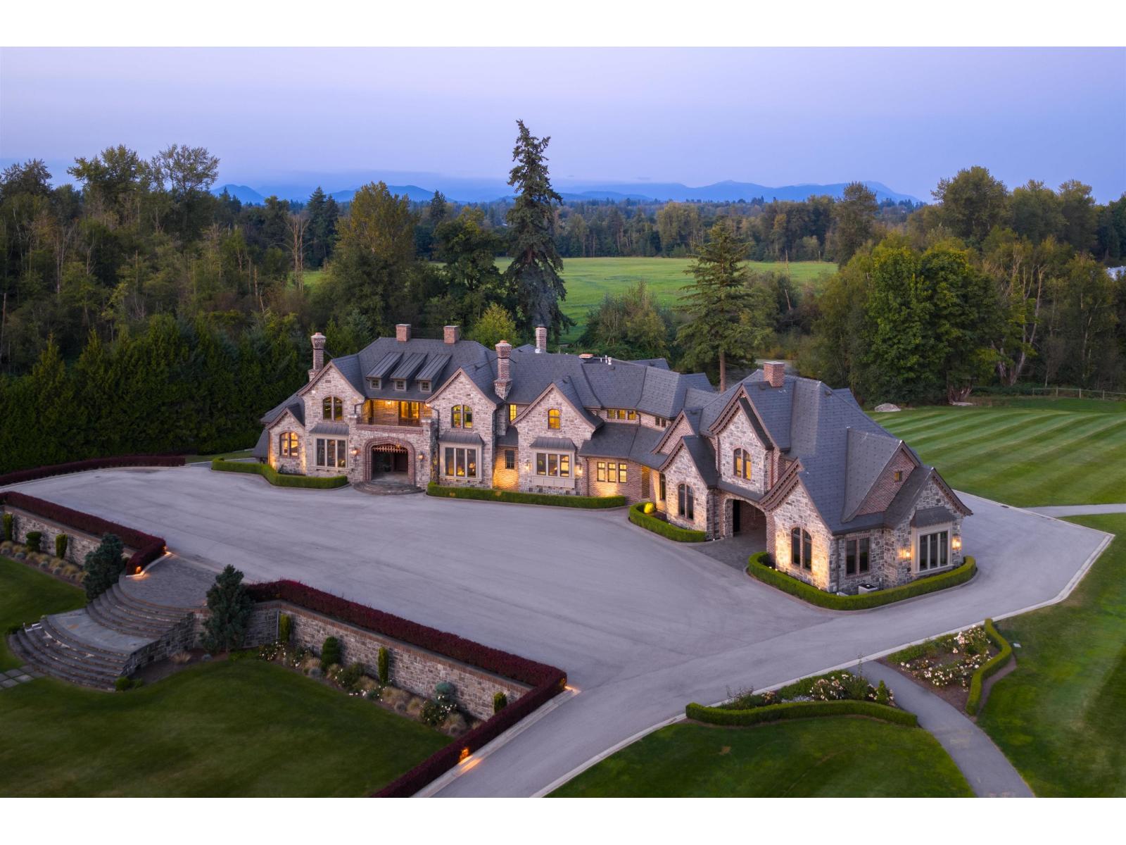 6124 272 STREET, Langley