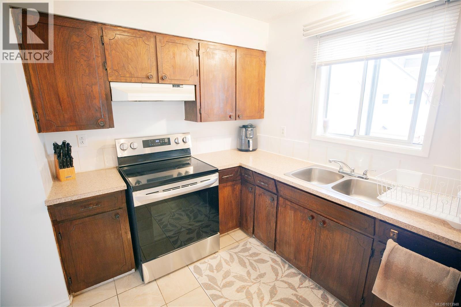 3125 Highfield Rd, Duncan