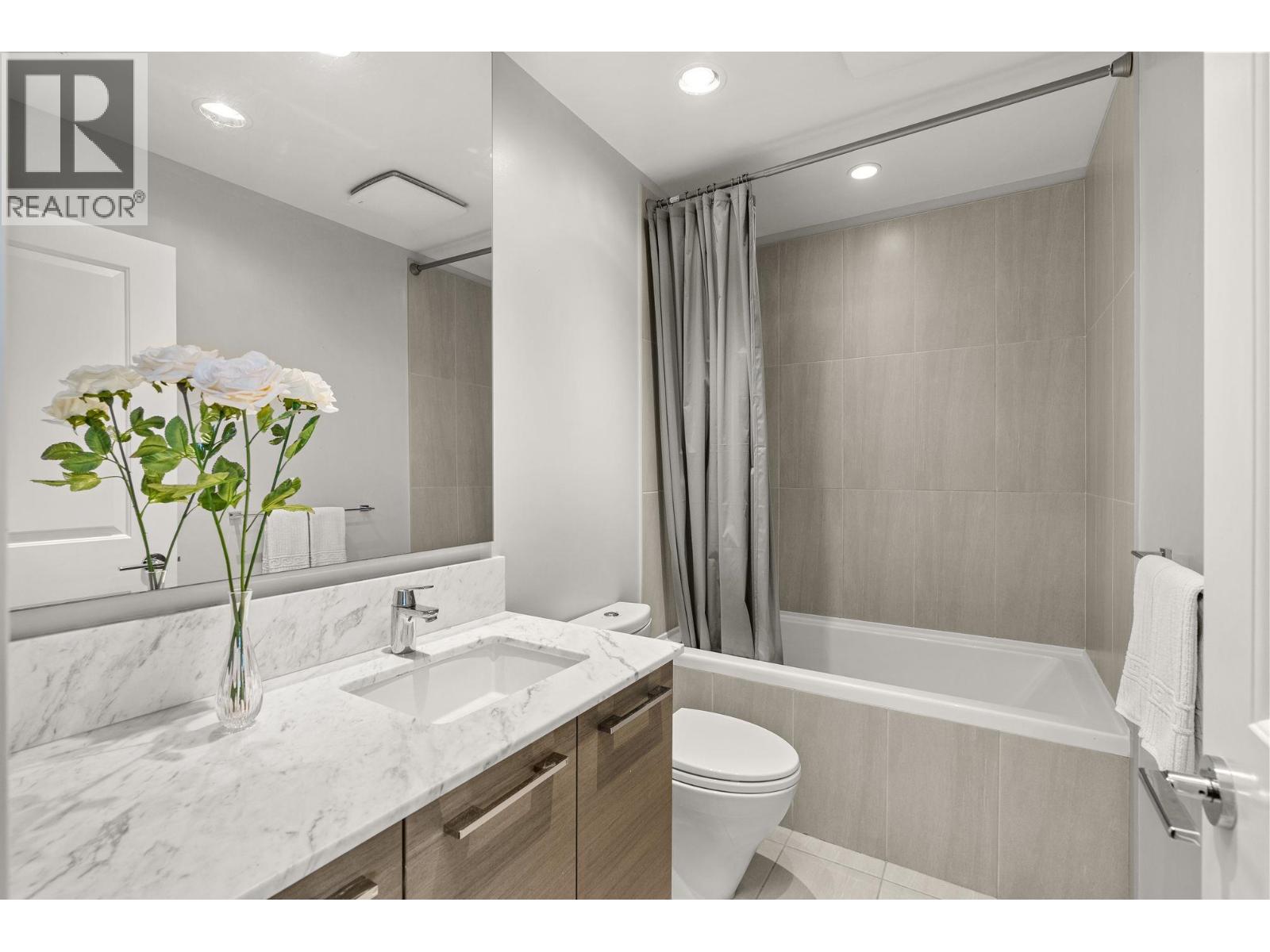 606 5628 BIRNEY AVENUE, Vancouver