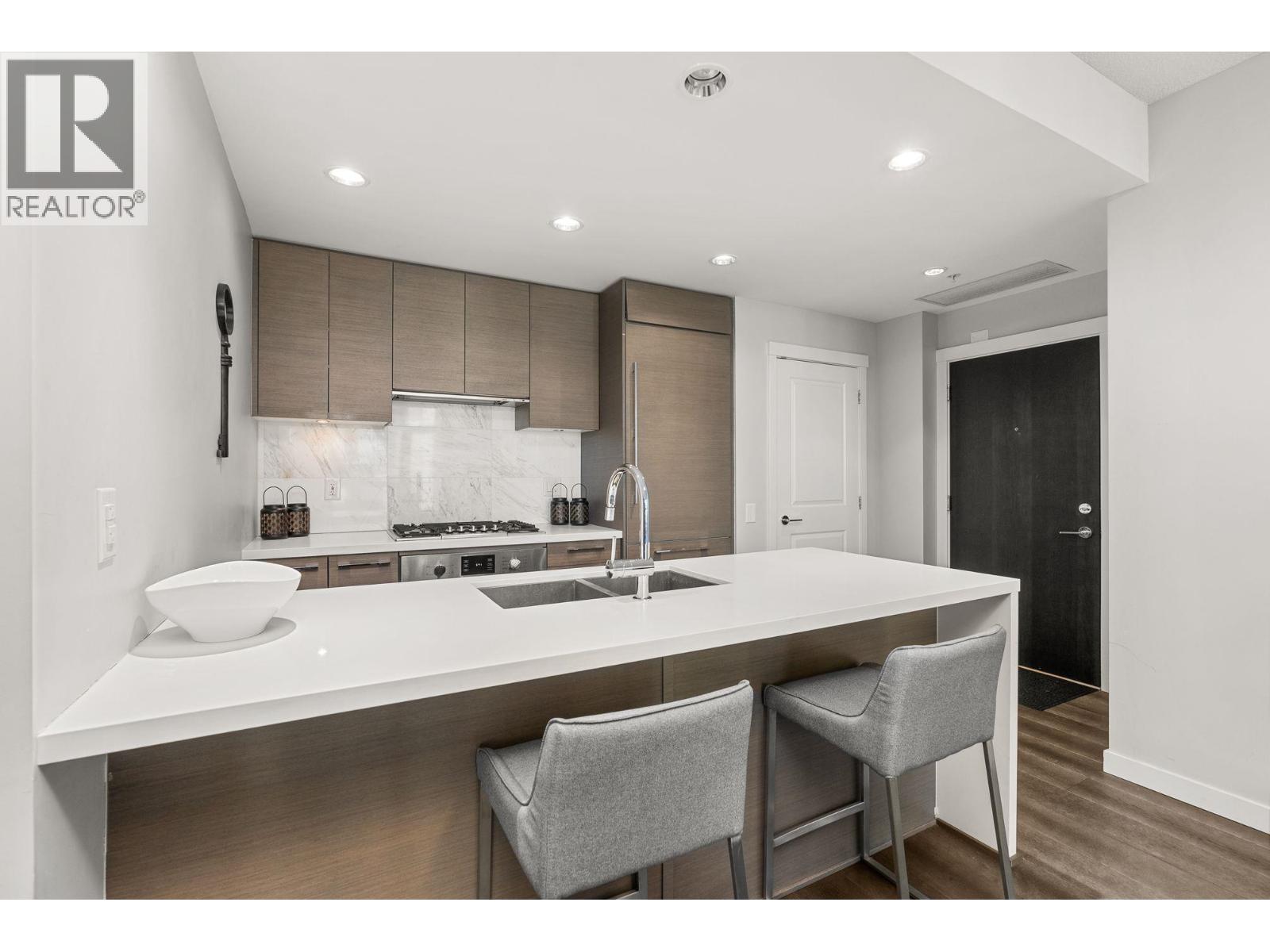 606 5628 BIRNEY AVENUE, Vancouver