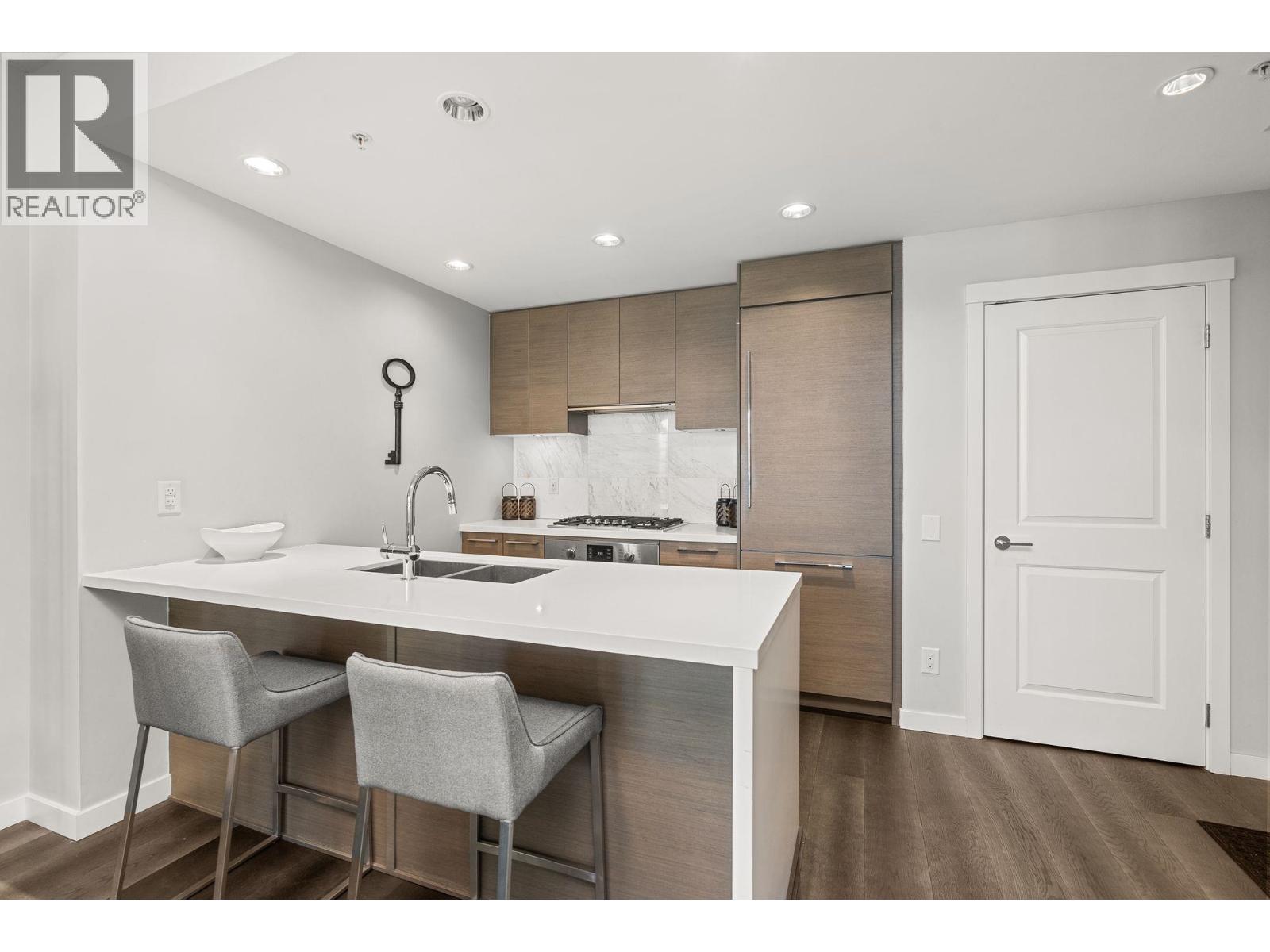 606 5628 BIRNEY AVENUE, Vancouver