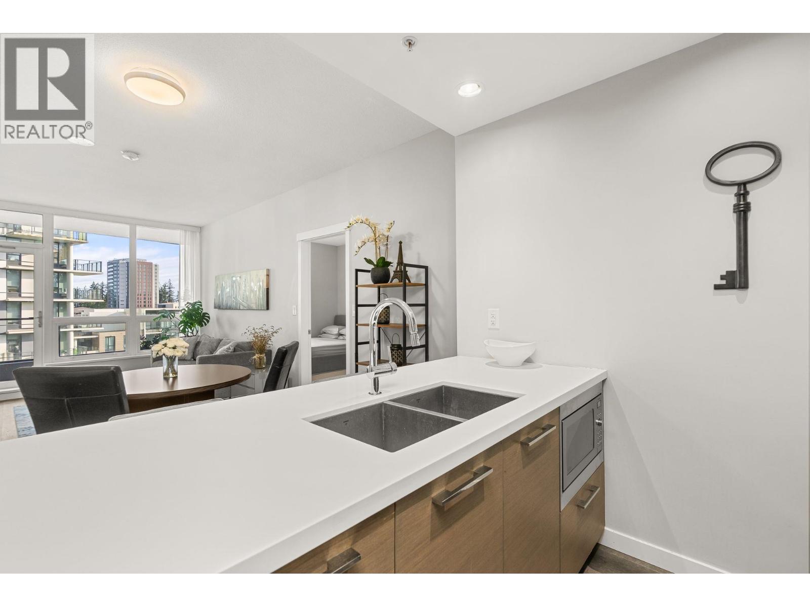 606 5628 BIRNEY AVENUE, Vancouver