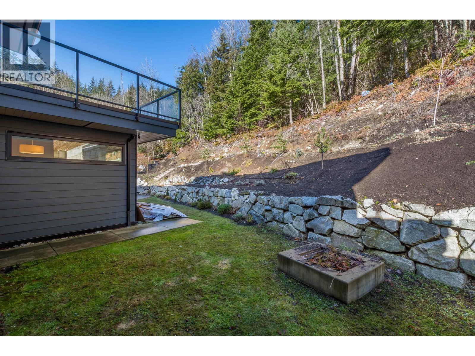 2193 CRUMPIT WOODS DRIVE, Squamish