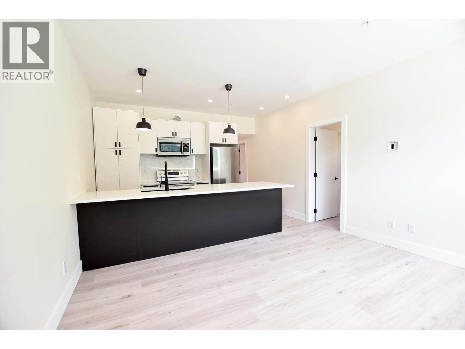 2193 CRUMPIT WOODS DRIVE, Squamish