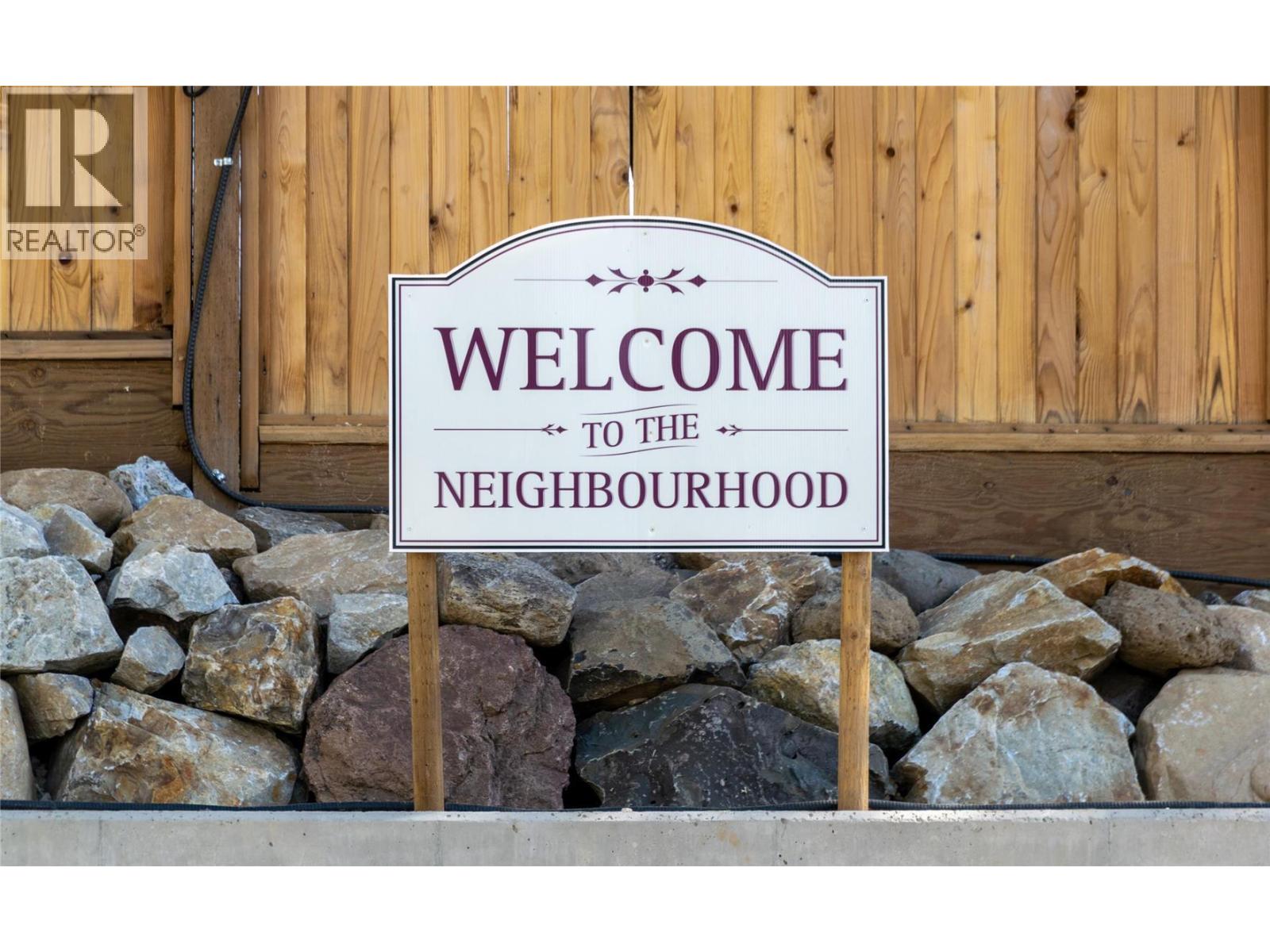 7 1910 11 Avenue Northeast, Salmon Arm