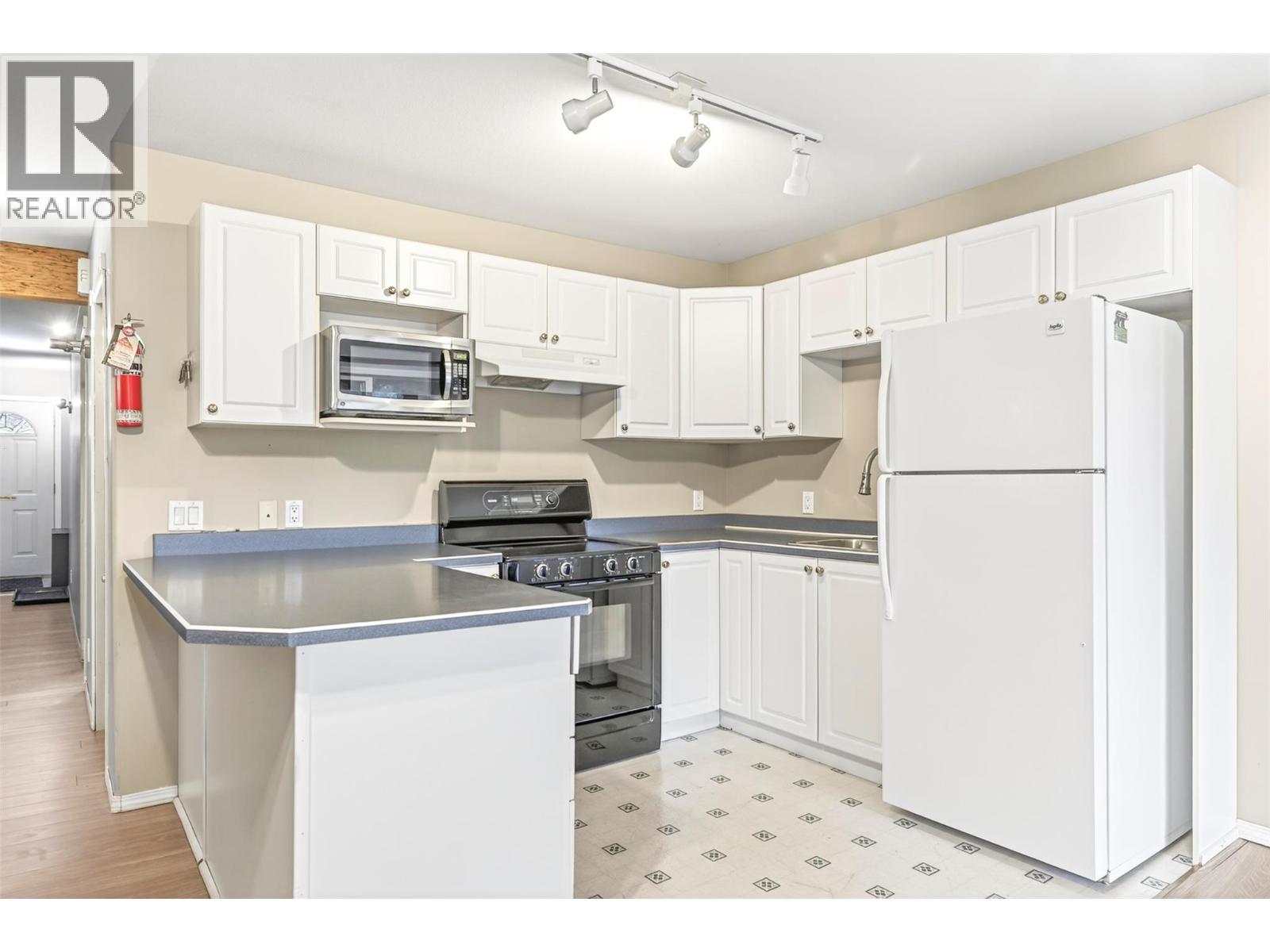 1200 Riverside Way Unit# 1230-1232, Fernie