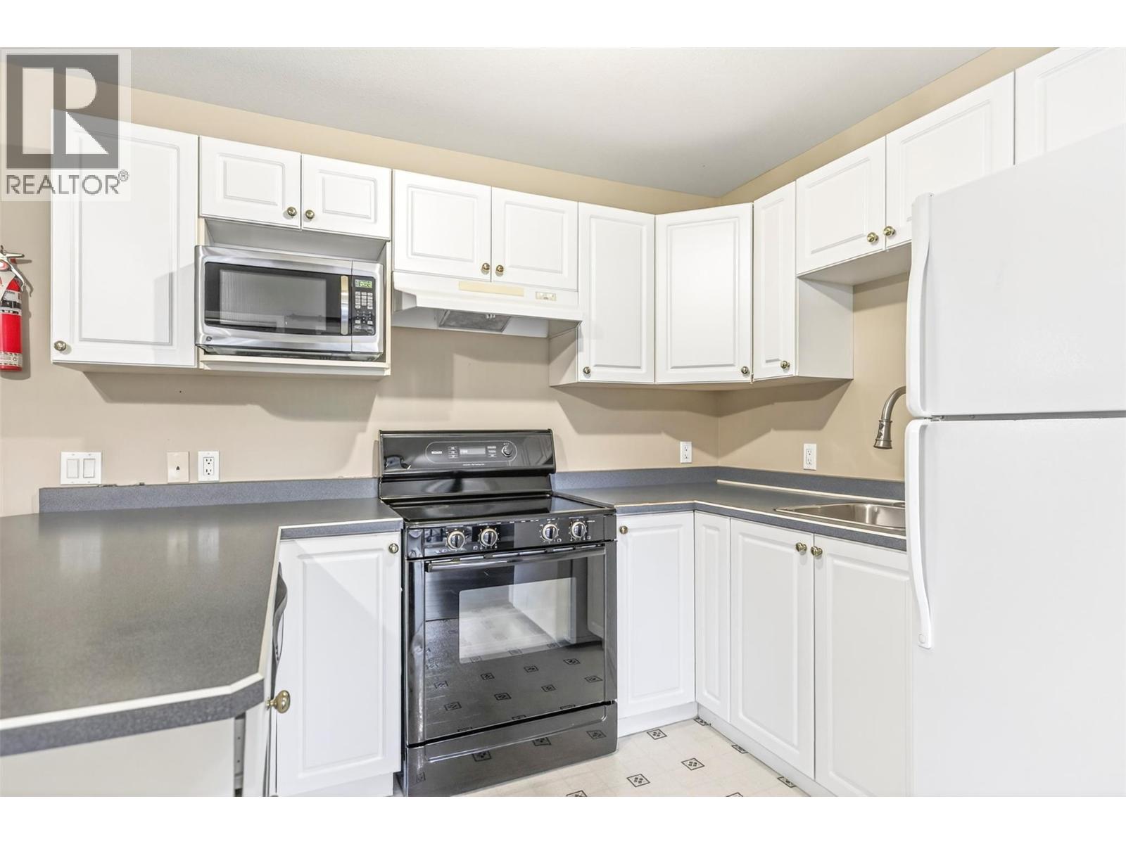 1200 Riverside Way Unit# 1230-1232, Fernie