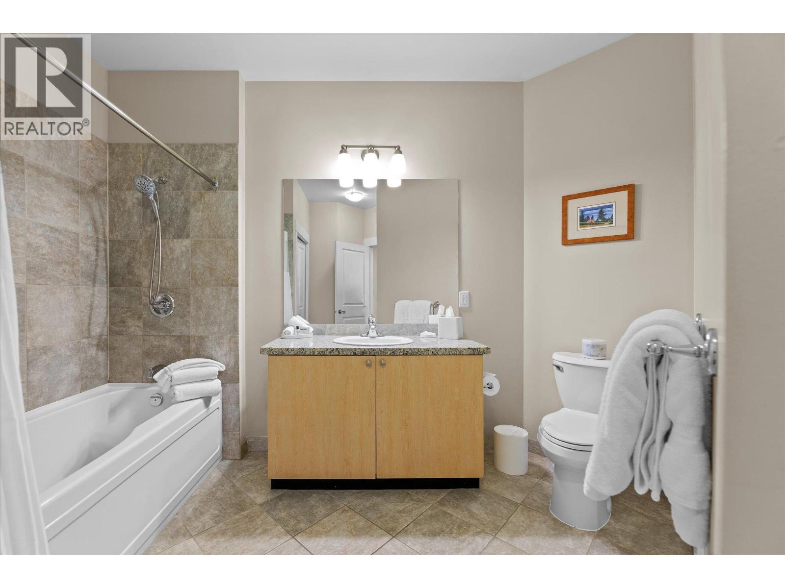 319 4205 Gellatly Road, West Kelowna