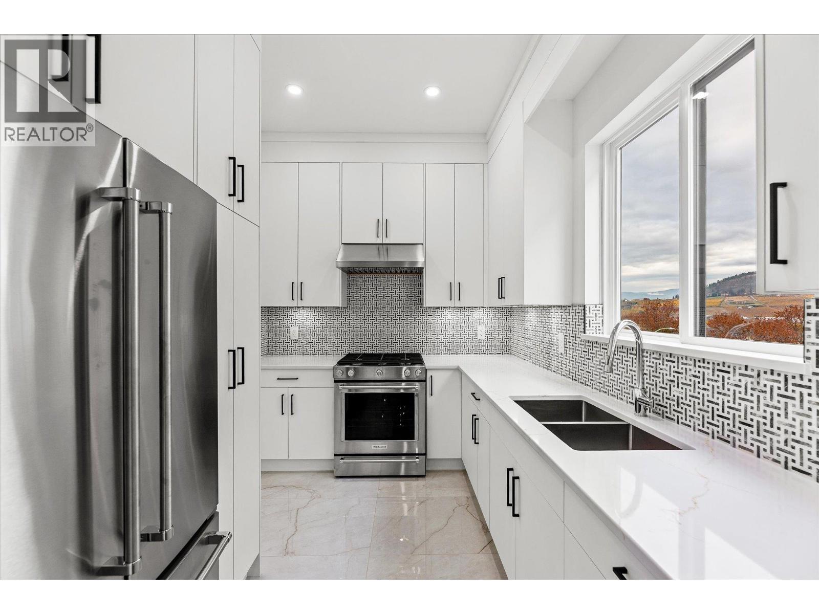  266 Ranchhill Court, Kelowna