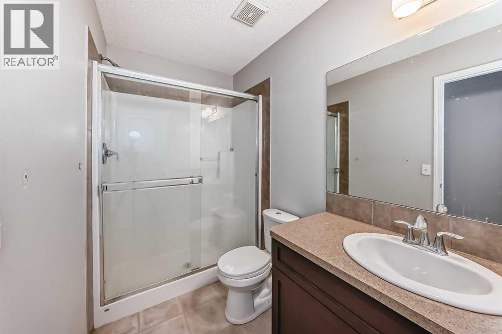 16 Fireside Way, Cochrane