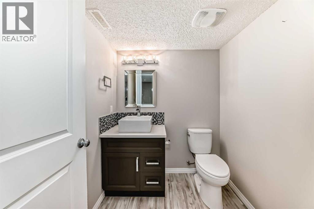 16 Fireside Way, Cochrane