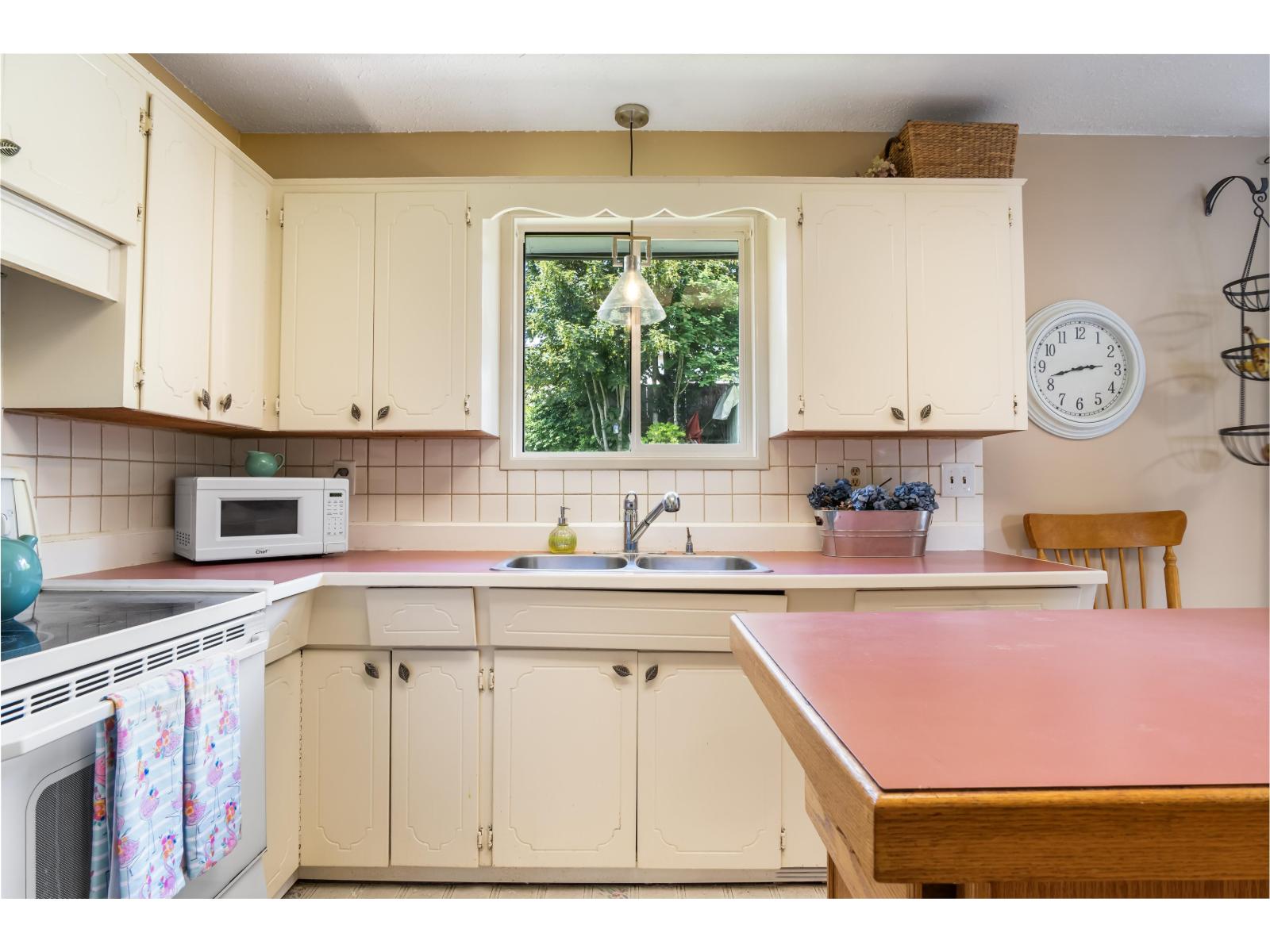 33219 BEST AVENUE, Mission