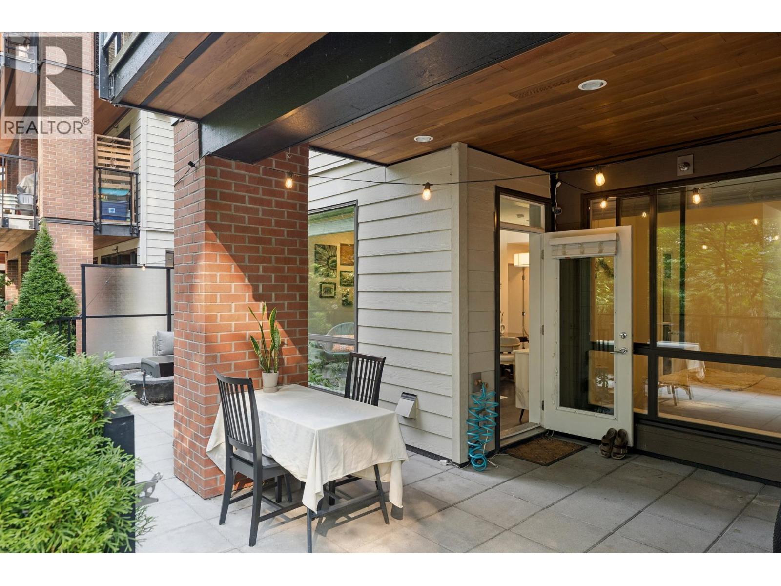 123 723 W 3RD STREET, North Vancouver