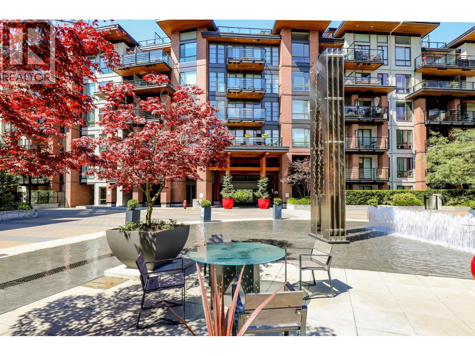 123 723 W 3RD STREET, North Vancouver