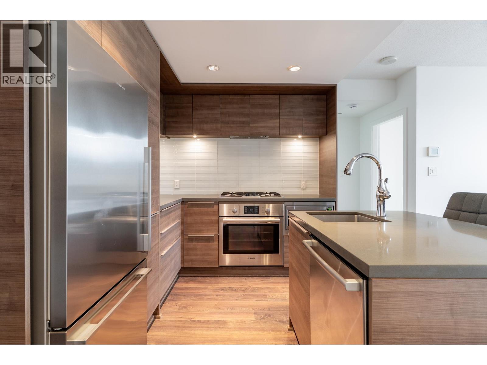 1501 1550 FERN STREET, North Vancouver