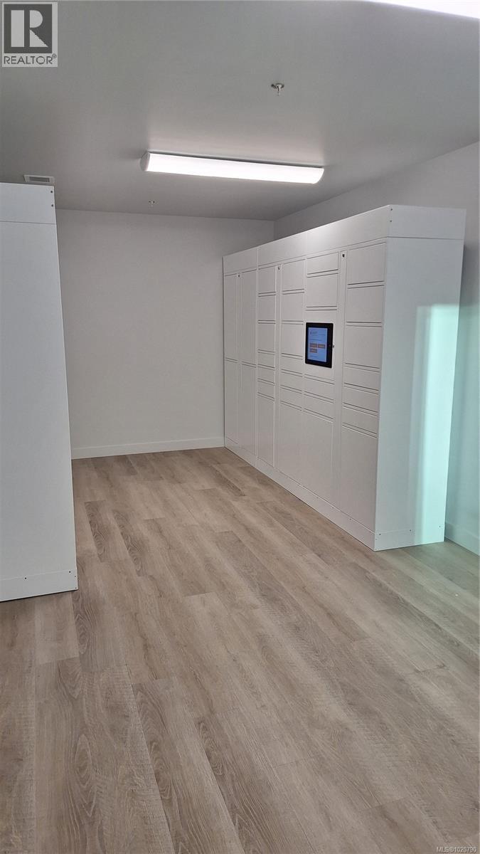 606 2465 Gateway Rd, Langford