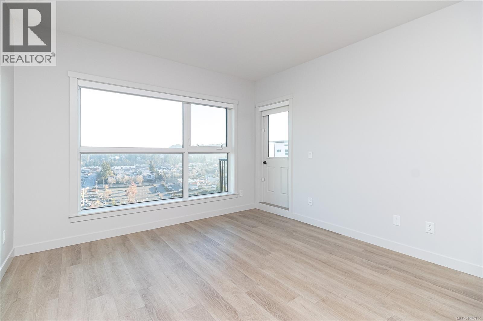 606 2465 Gateway Rd, Langford