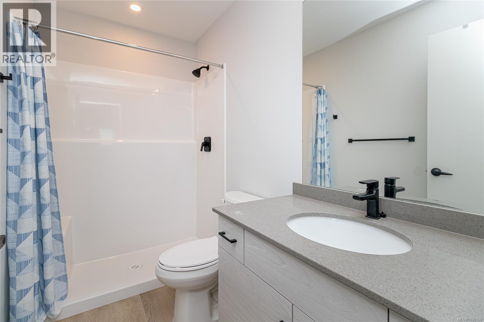 606 2465 Gateway Rd, Langford