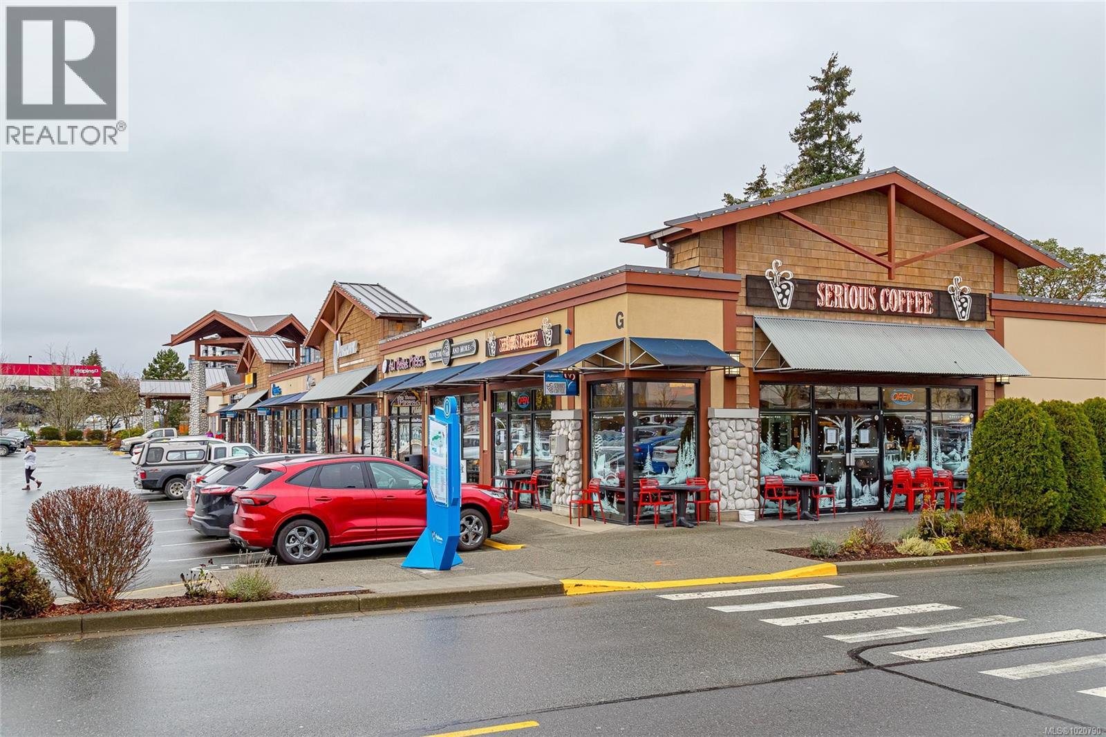 606 2465 Gateway Rd, Langford