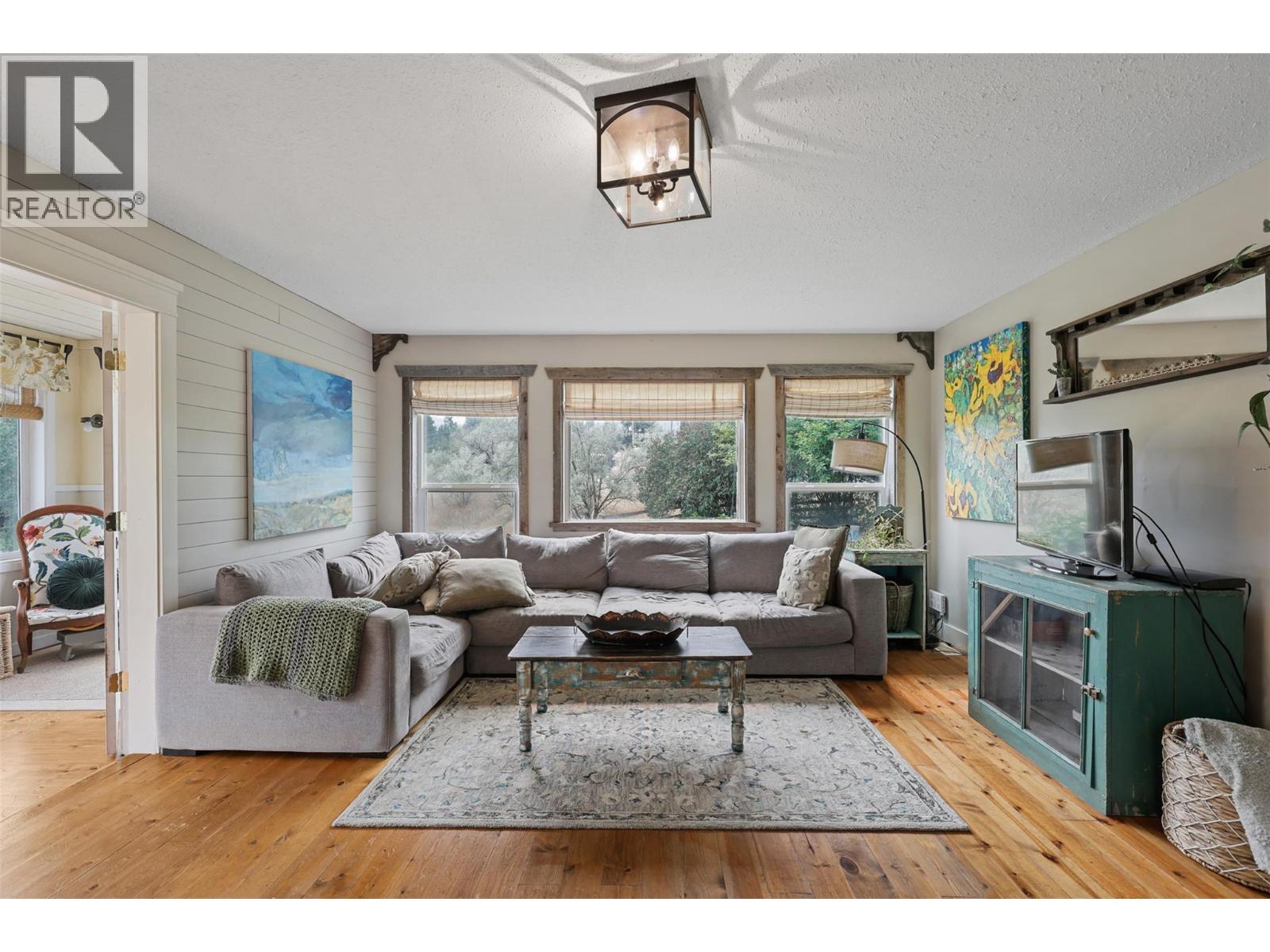 1580 Monte Creek Road, Kamloops