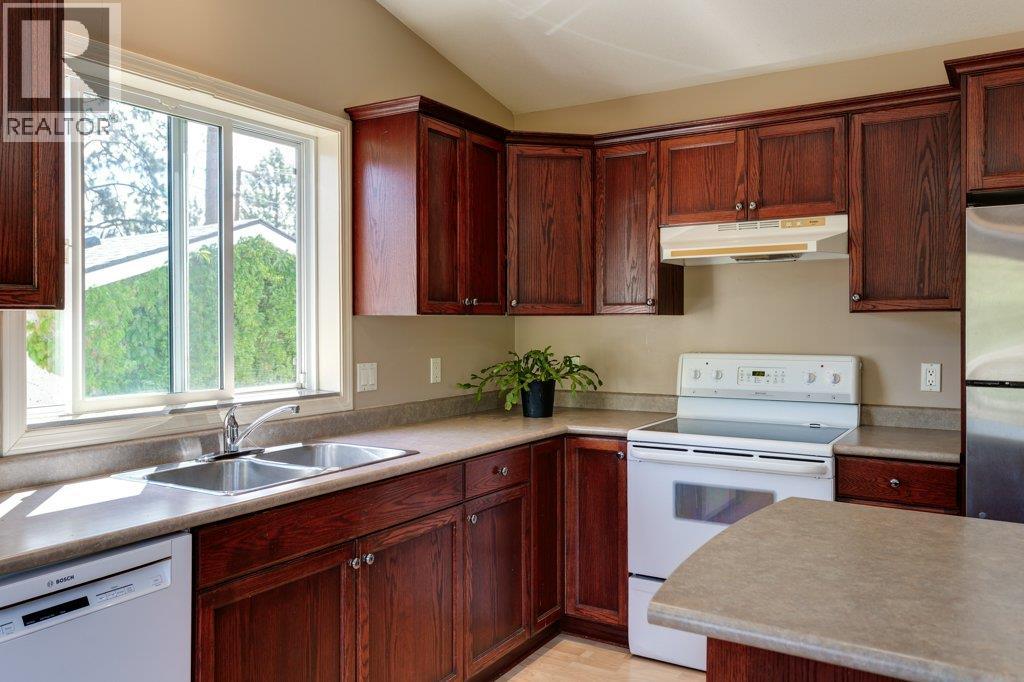  4541 Gordon Drive, Kelowna