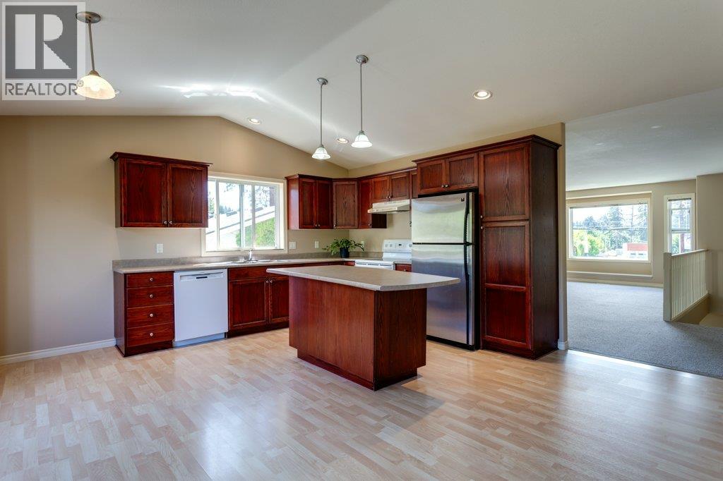  4541 Gordon Drive, Kelowna