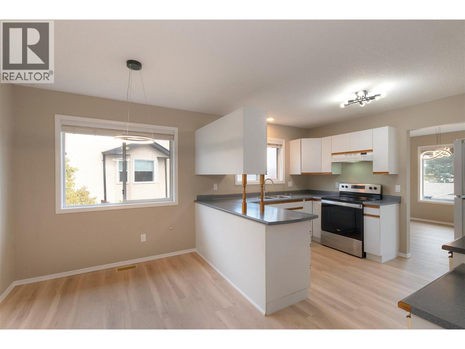  1507 Alta Vista Road, Kelowna