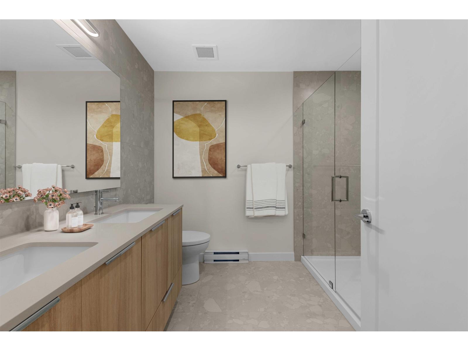 512 20049 82 AVENUE, Langley