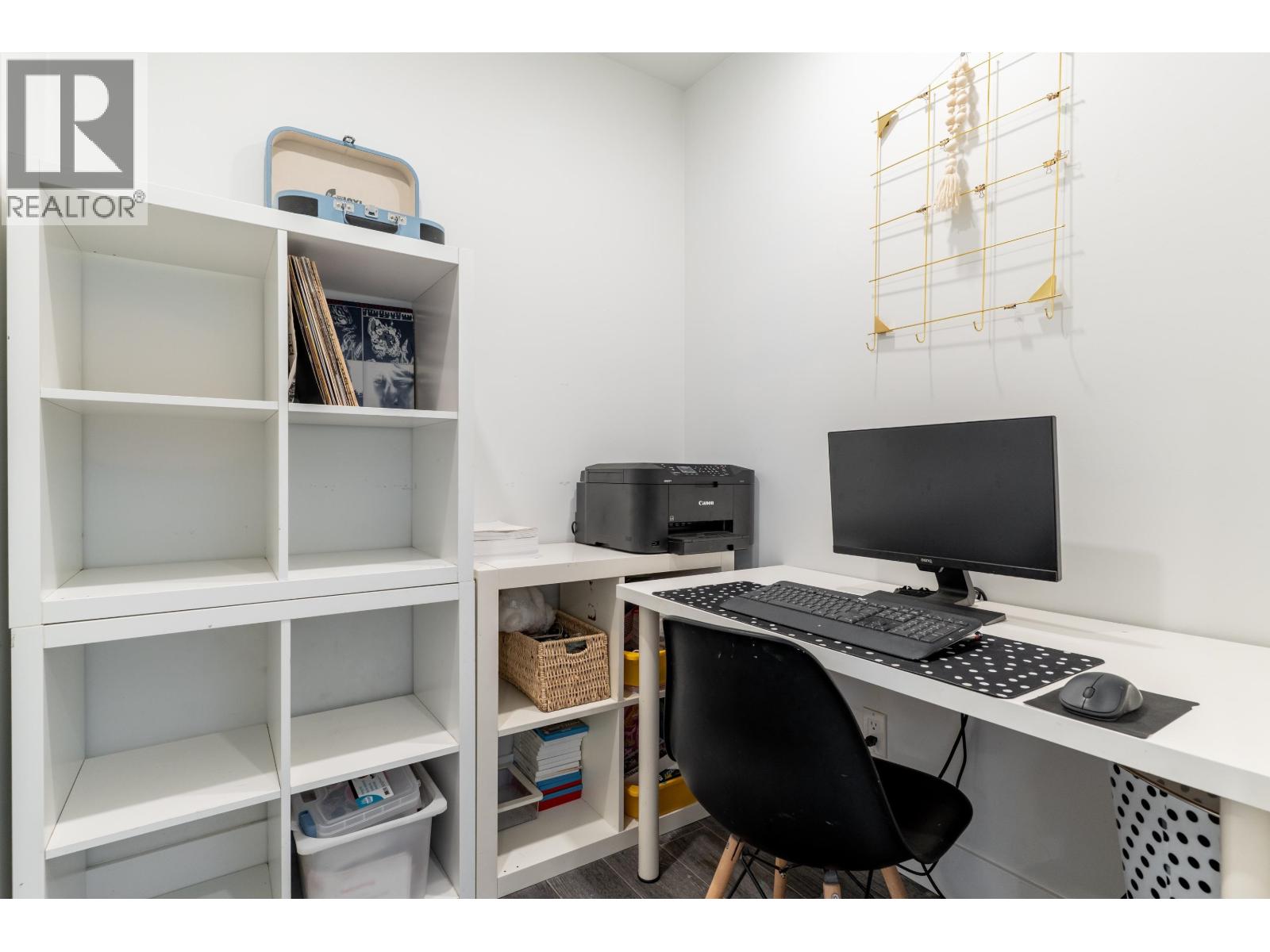 5365 MAPLE Crescent, Delta