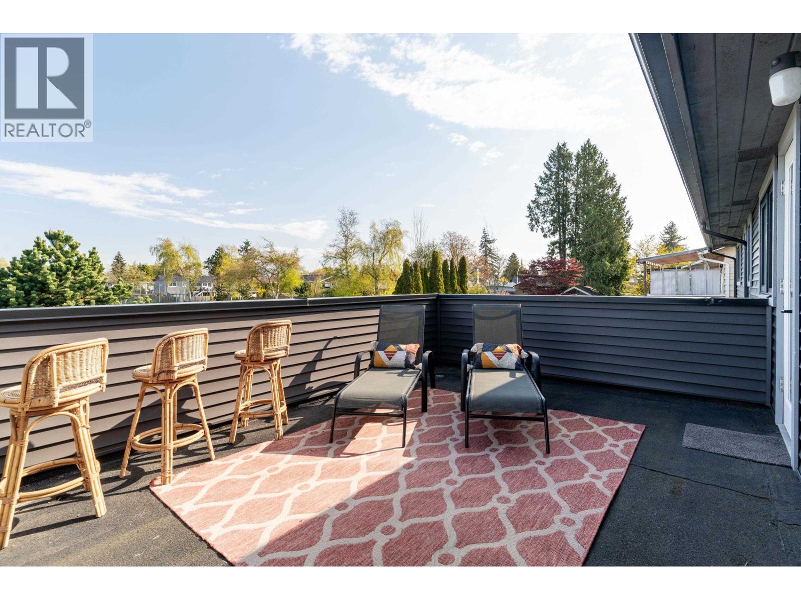 5365 MAPLE Crescent, Delta