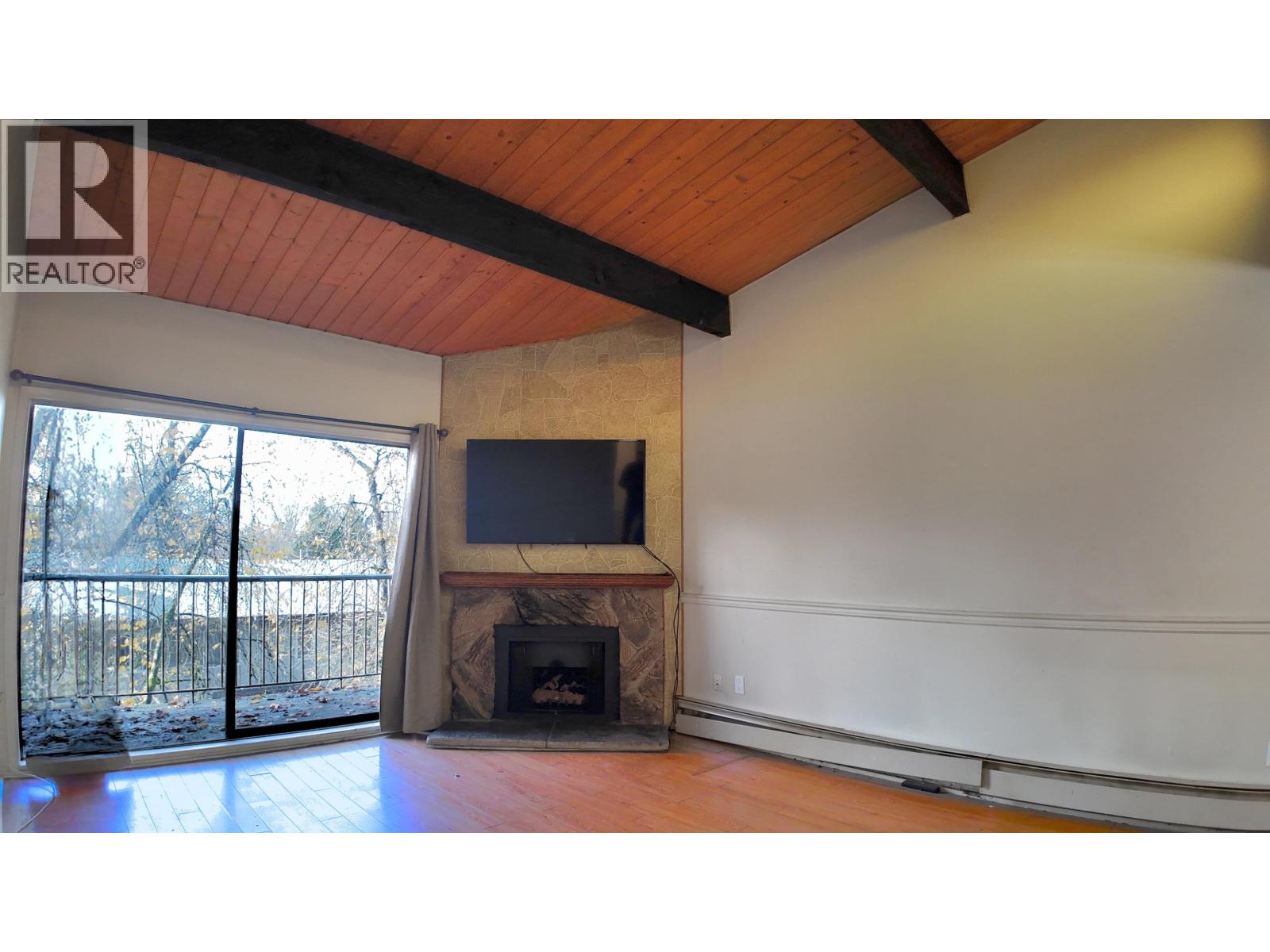 309 9101 HORNE STREET, Burnaby