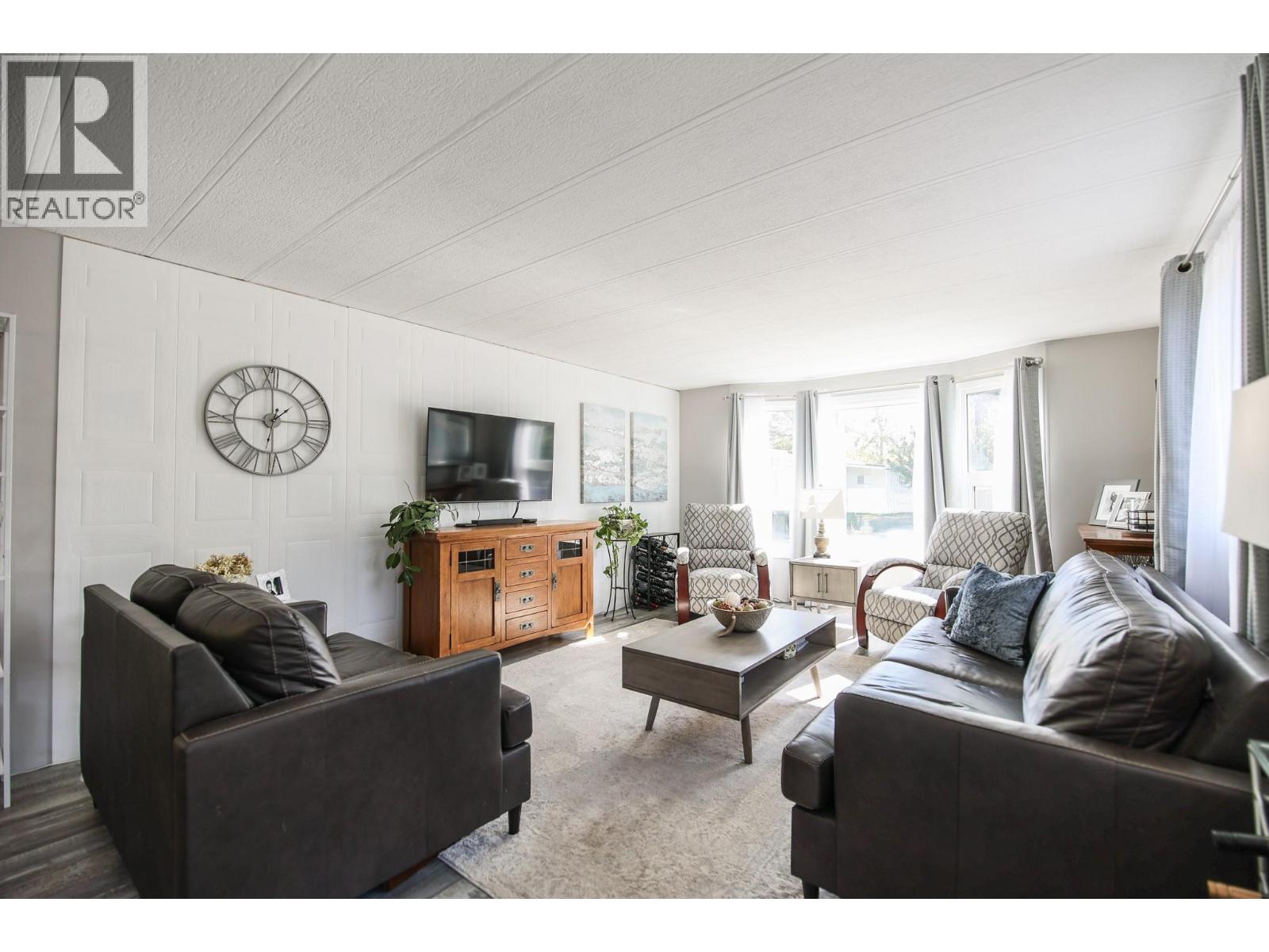 4505 McLean Creek Road Unit# L2, Okanagan Falls